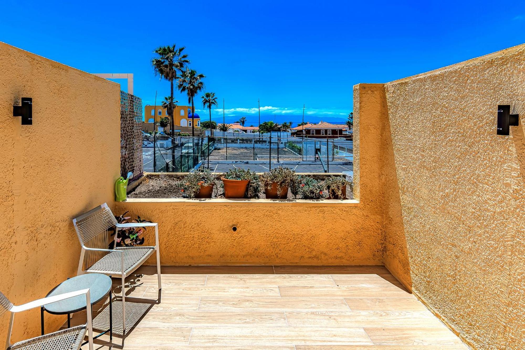 Newly Renovated Studio 2 Min From Playa La Arena Puerto de Santiago  Esterno foto